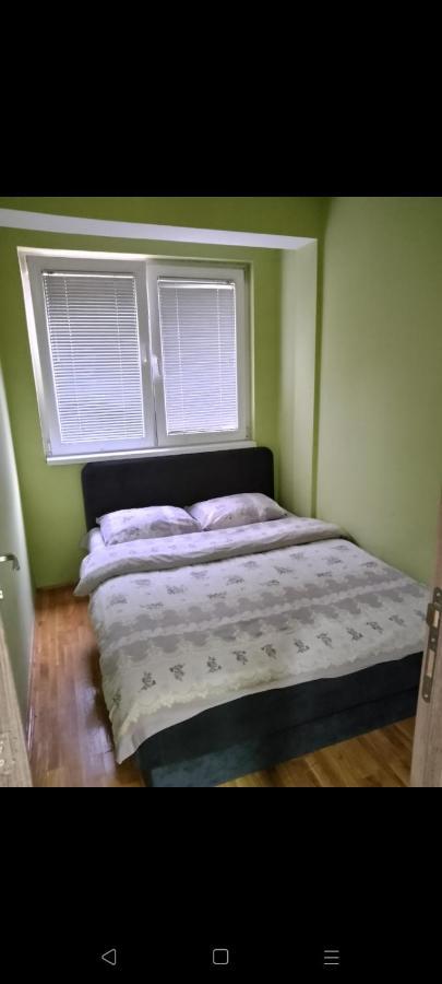 Apartmani Kristina & Kriss Ужице Екстер'єр фото
